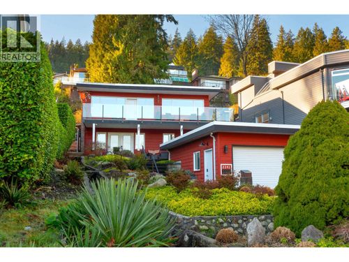 2341 Panorama Drive, North Vancouver, BC, V7G1V4 | Card Image