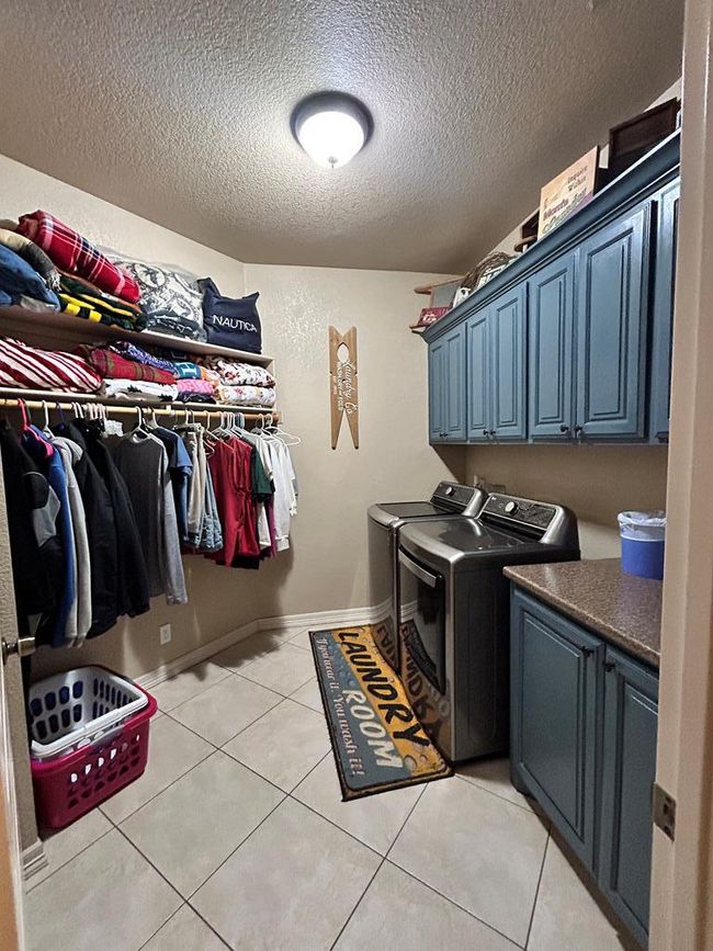 390 Hackberry Dr, House other with 5 bedrooms, 5 bathrooms and 3 parking in Andrews TX | Image 44