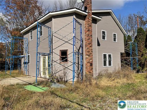 265 Mill Rd, Lehighton, PA, 18235-9560 | Card Image