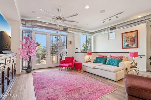 524 E Ames Place, Phoenix, AZ, 85004 | Card Image