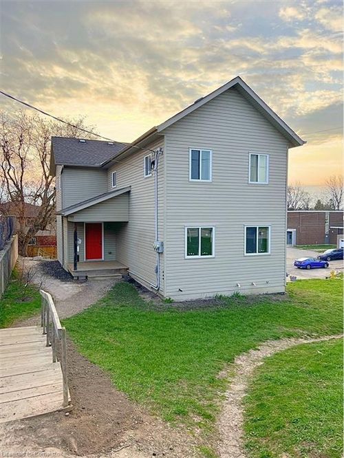 2-20 Puleston St, Brantford, ON, N3S6P2 | Card Image