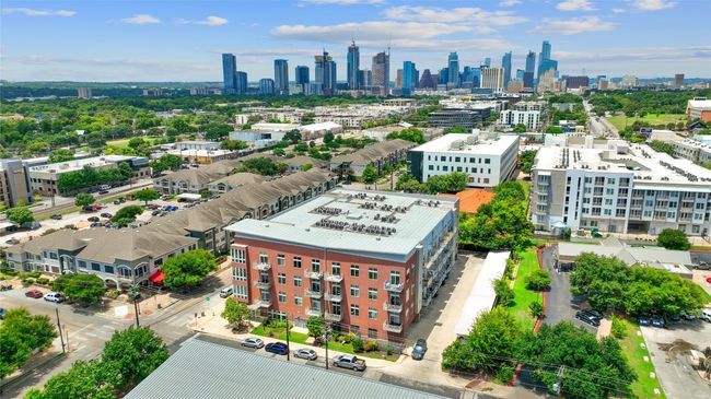 UNIT-319 - 2124 E 6 Th St, Condo with 1 bedrooms, 2 bathrooms and 1 parking in Austin TX | Image 19