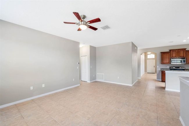 20209 Merry Oak Ave, House other with 6 bedrooms, 3 bathrooms and null parking in TAMPA FL | Image 18