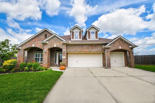 202 Bailey Brook Ln, Dickinson, TX, 77539-7371 | Card Image