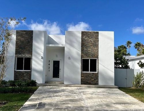 2421 Nw 23rd Ln, Fort Lauderdale, FL, 33311-2928 | Card Image
