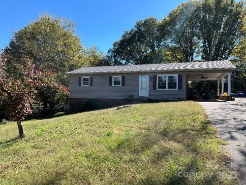 9-1115 Sandhurst Dr, Newton, NC, 28658-9423 | Card Image