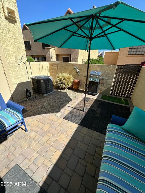 5704 E Aire Libre Ave, Scottsdale, AZ, 85254-1213 | Card Image