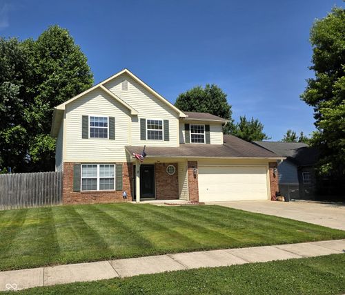 820 Trail Ridge Ct, Mooresville, IN, 46158-7508 | Card Image