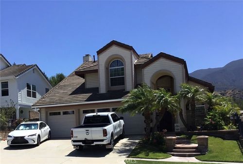 3344 Deaver Dr, Corona, CA, 92882 | Card Image