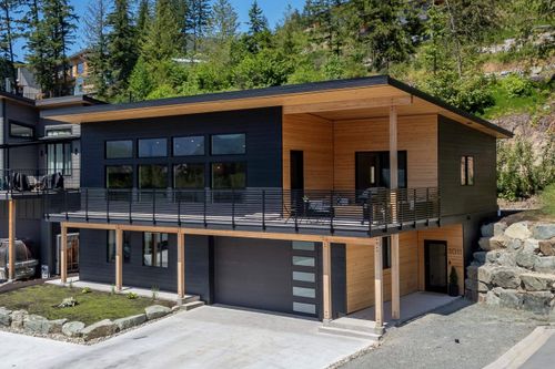 3011 Tenquille Pl, Pemberton, BC, V0N2L3 | Card Image