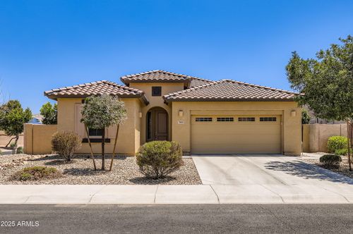 7665 W Fetlock Trl, Peoria, AZ, 85383-6336 | Card Image