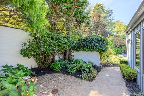 18 Watersedge Way, Port Jefferson, NY, 11777-1438 | Card Image