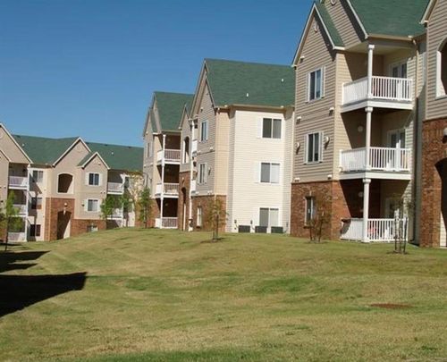 4134-2200 Classen Boulevard, Norman, OK, 73071 | Card Image