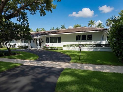 5314-5314 Orduna Dr, Coral Gables, FL, 33146-2641 | Card Image