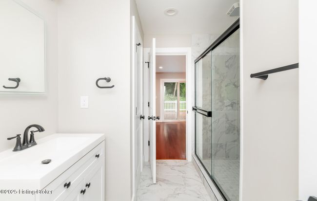 7110 Fox Harbor Rd, House other with 6 bedrooms, 3 bathrooms and null parking in Prospect KY | Image 52