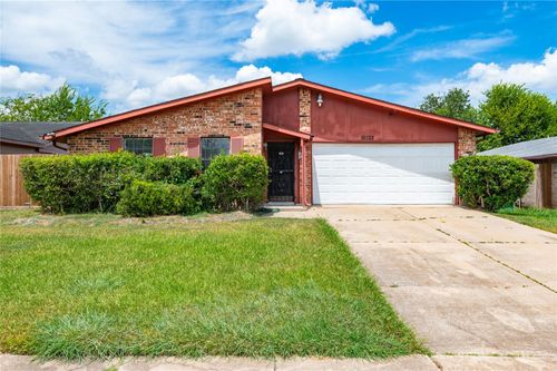15722 Corsair Rd, Houston, TX, 77053-3402 | Card Image