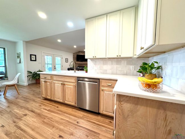 2012 W Lake Dr, House other with 3 bedrooms, 2 bathrooms and null parking in Gladewater TX | Image 26