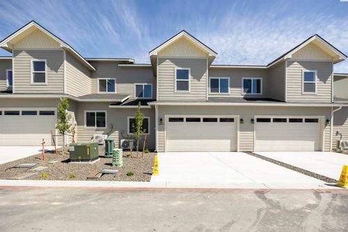 4460 Conifer St, West Richland, WA, 99353-5610 | Card Image