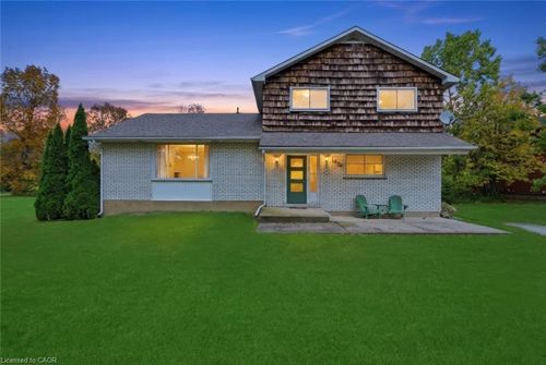 1470 Barron Rd, Allanburg, ON, L0S1A0 | Card Image