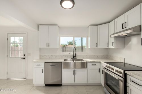 5036 S 36th Ave, Phoenix, AZ, 85041-2626 | Card Image