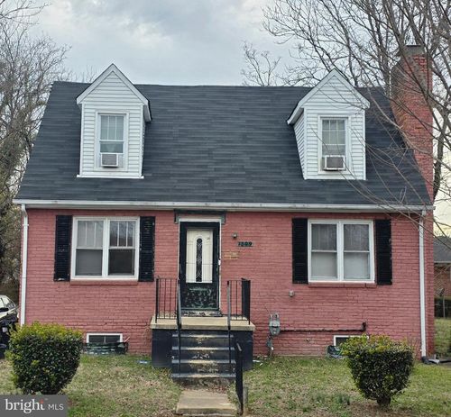 1309 King St, FREDERICKSBURG, VA, 22401-7120 | Card Image