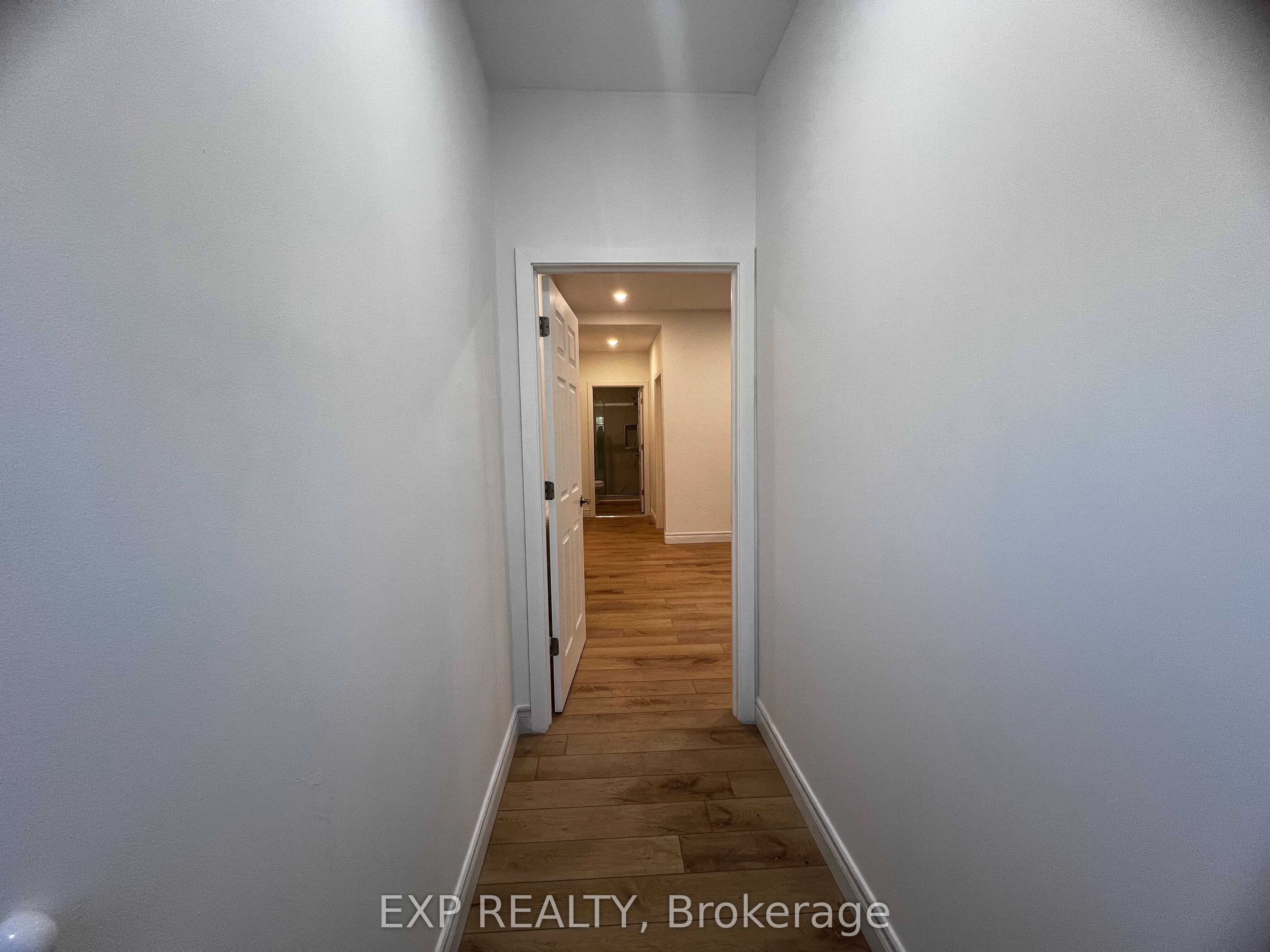 Residential Lease in Toronto C03 4