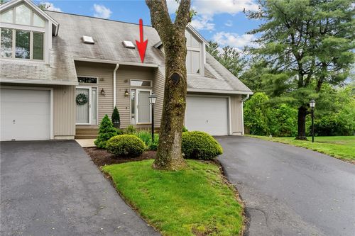 f-10 Tamarac Dr, Greenville, RI, 02828-2537 | Card Image