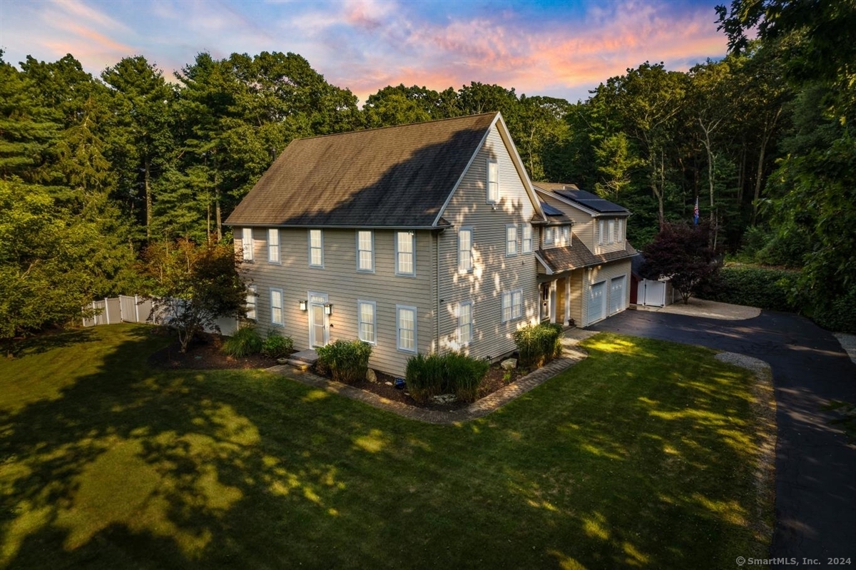 Cow Hill Rd, Mystic, CT 06355