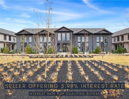 4613 S 47th St, Rogers, AR, 72758-8735 | Card Image