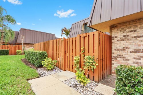 514-5627 Se Windsong Lane, Stuart, FL, 34997 | Card Image