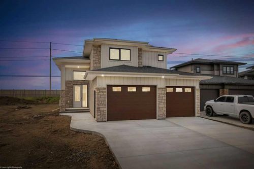 6113 13 Street Close, Lloydminster, AB, T9V3S2 | Card Image