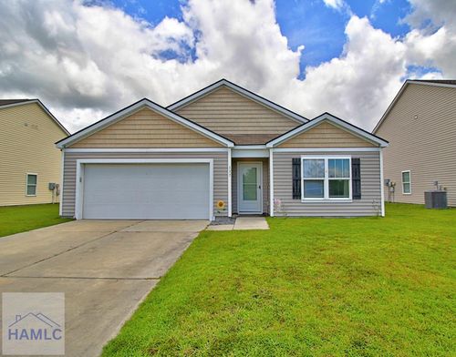 137 Davila St, Hinesville, GA, 31313-8035 | Card Image