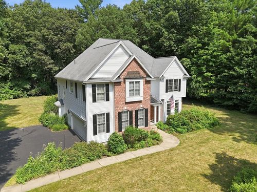 19 Laurel Ridge Rd, Southwick, MA, 01077-9248 | Card Image