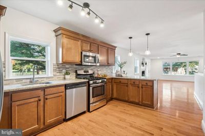 819 Trail Avenue, Home with 4 bedrooms, 3 bathrooms and null parking in FREDERICK MD | Image 3