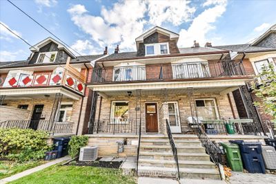 27 Strathmore Blvd, House attached with 3 bedrooms, 2 bathrooms and 2 parking in Toronto ON | Image 3