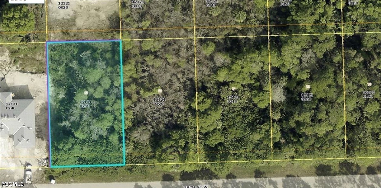 Land in Lehigh Acres