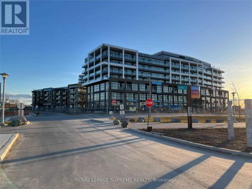 417-60 George Butchart Dr, North York, ON, M3K0E1 | Card Image