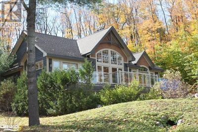 3876 Muskoka Rd 118 W, House other with 4 bedrooms, 4 bathrooms and 2 parking in Muskoka ON | Image 1