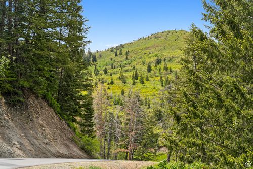 590 Matterhorn Dr, Park City, UT, 84098-5235 | Card Image