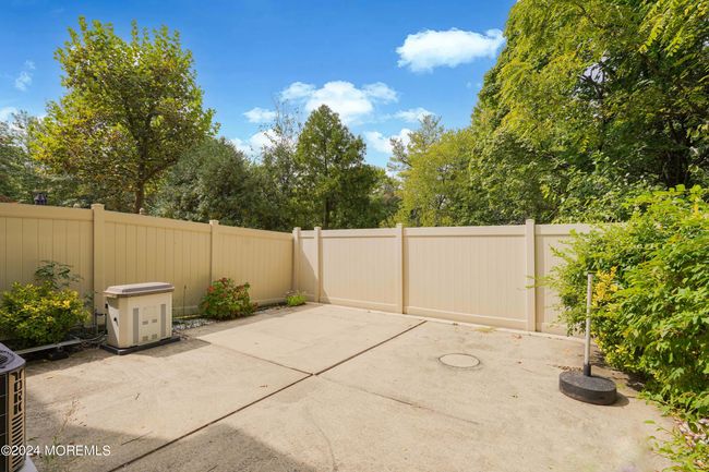 47 Knoll Ct, Condo with 2 bedrooms, 2 bathrooms and null parking in Matawan NJ | Image 29