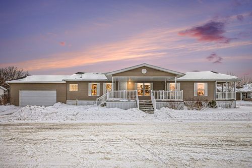 11600 E Bear Meadows Dr Se, Alto, MI, 49302-9070 | Card Image