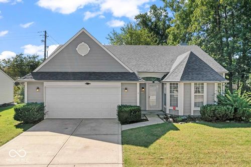 6737 Decatur Commons, Indianapolis, IN, 46221-4316 | Card Image