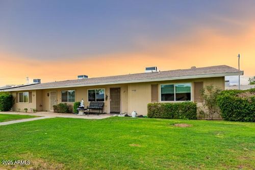 11122 W Desert Butte Dr, Sun City, AZ, 85351-2529 | Card Image