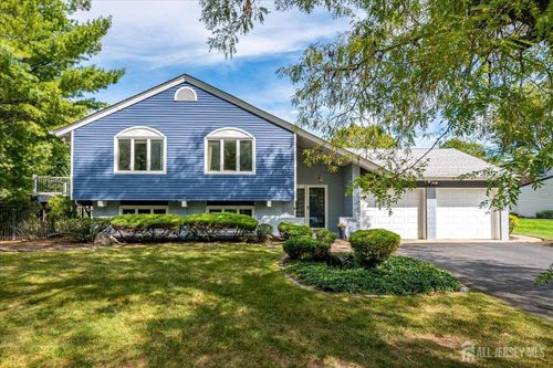 7 Gentore Ct, Edison, NJ, 08820-1029 | Card Image