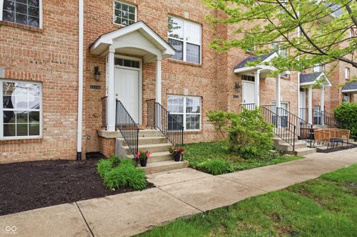 15340 Mystic Rock Dr, Carmel, IN, 46033-8142 | Card Image