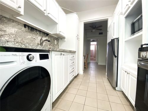 apt-2-932 Euclid Ave, Miami Beach, FL, 33139-5445 | Card Image