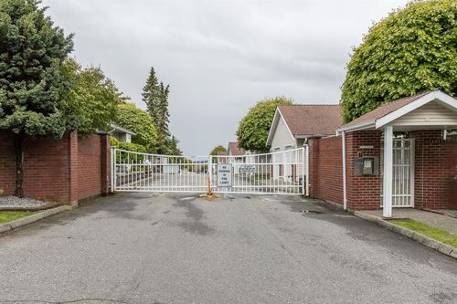 23-2081 Winfield Dr, Abbotsford, BC, V3G1C7 | Card Image