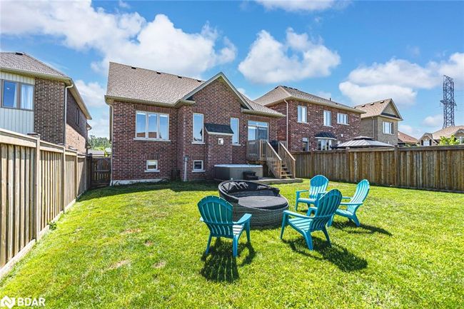 23 Curtis Way, House other with 4 bedrooms, 3 bathrooms and 4 parking in Springwater ON | Image 20