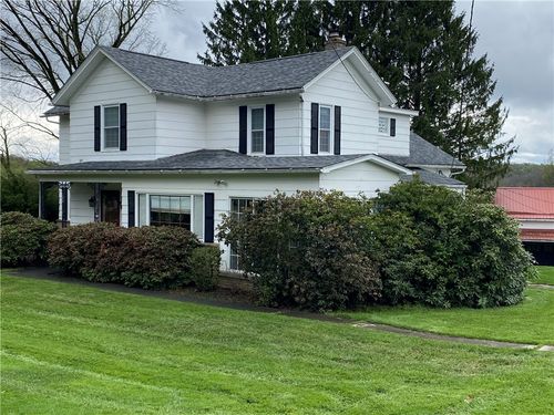 147 Warren Rd, Franklin, PA, 16323-6443 | Card Image