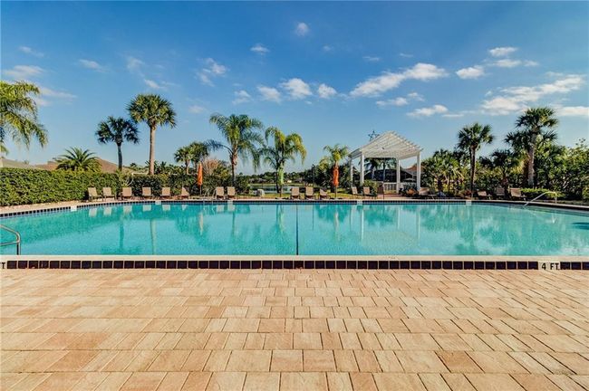 5 - 1172 Breezy Way, Condo with 2 bedrooms, 2 bathrooms and null parking in Sebastian FL | Image 35